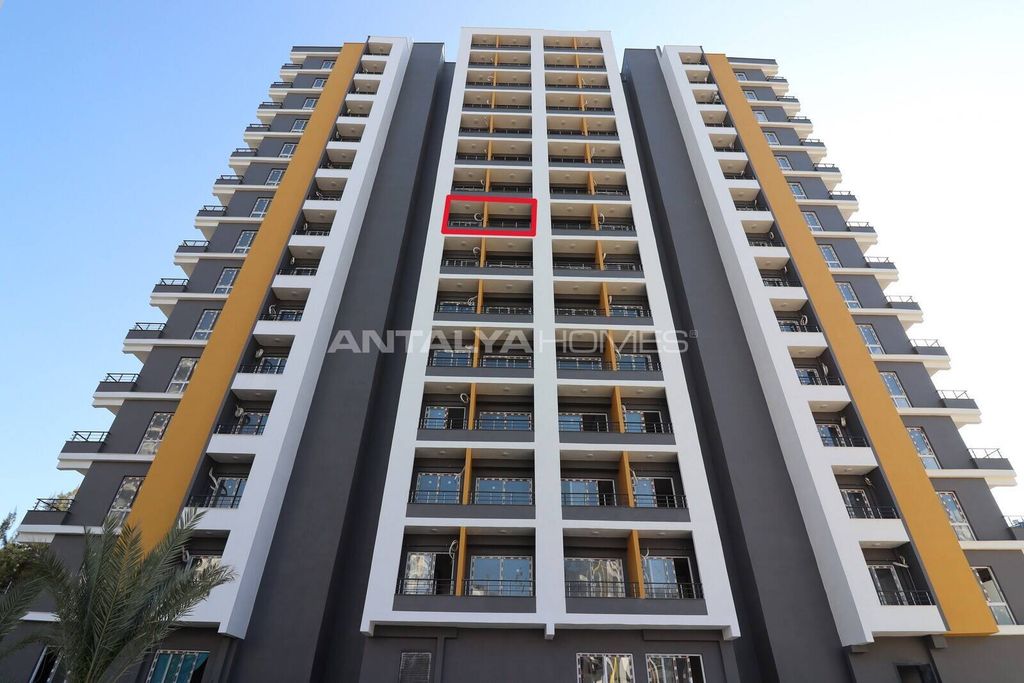 Property photo 2 of 34