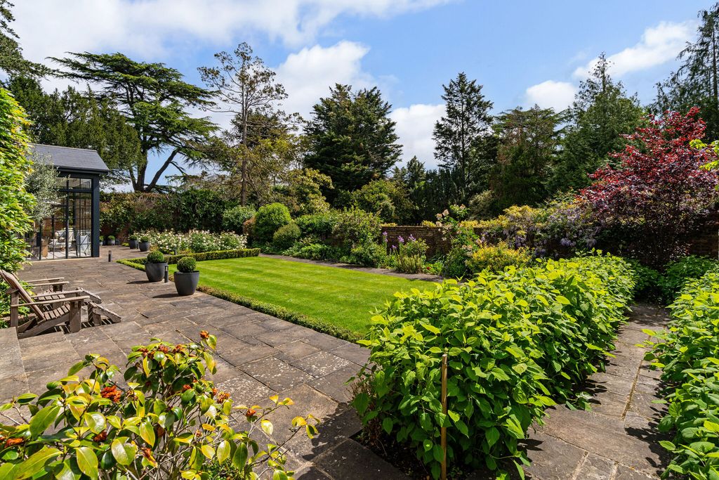 Additional image 18 of 5 bed detached house for saleFurze Platt Road, Maidenhead SL6