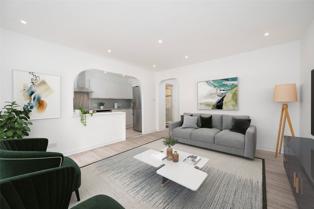 Property photo 3 of 19 Netherby House 6.2Vs