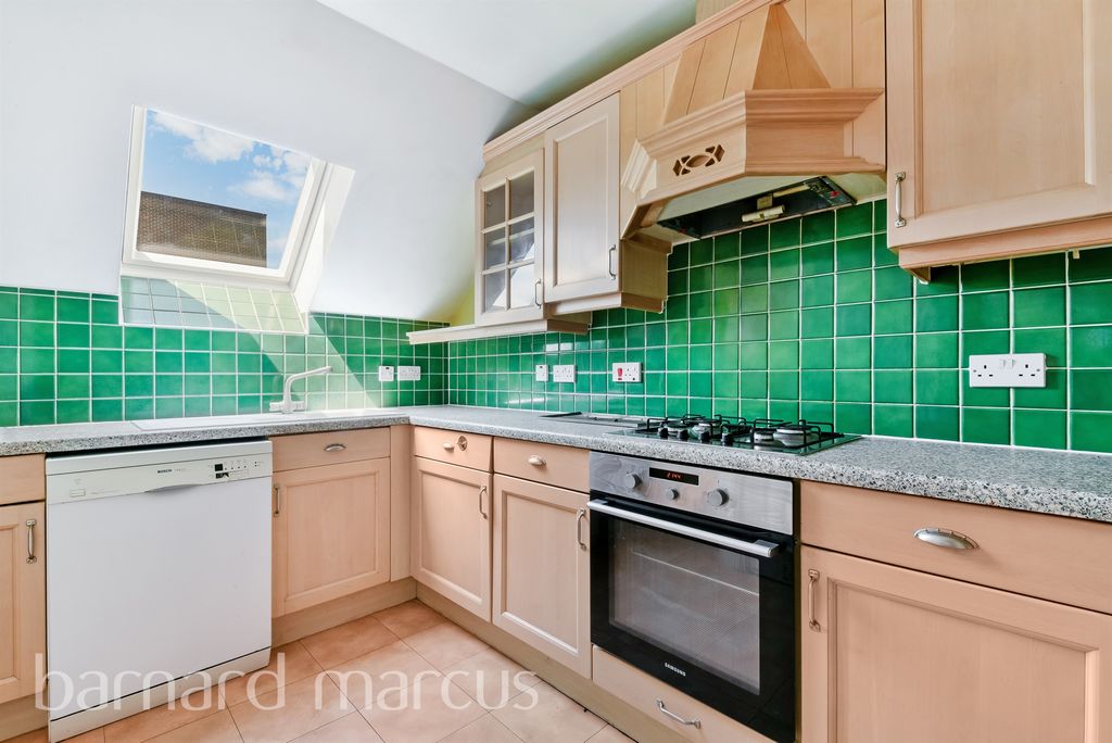Property photo 2 of 9