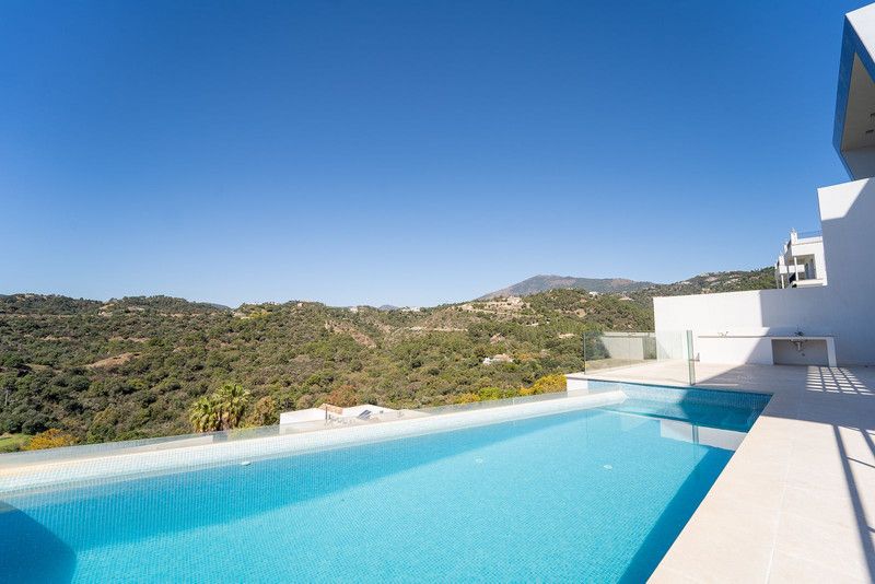 Property photo 1 of 80