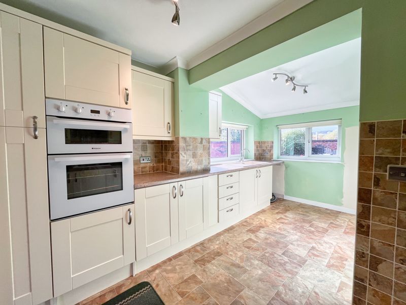 Property photo 3 of 24 Photo 15