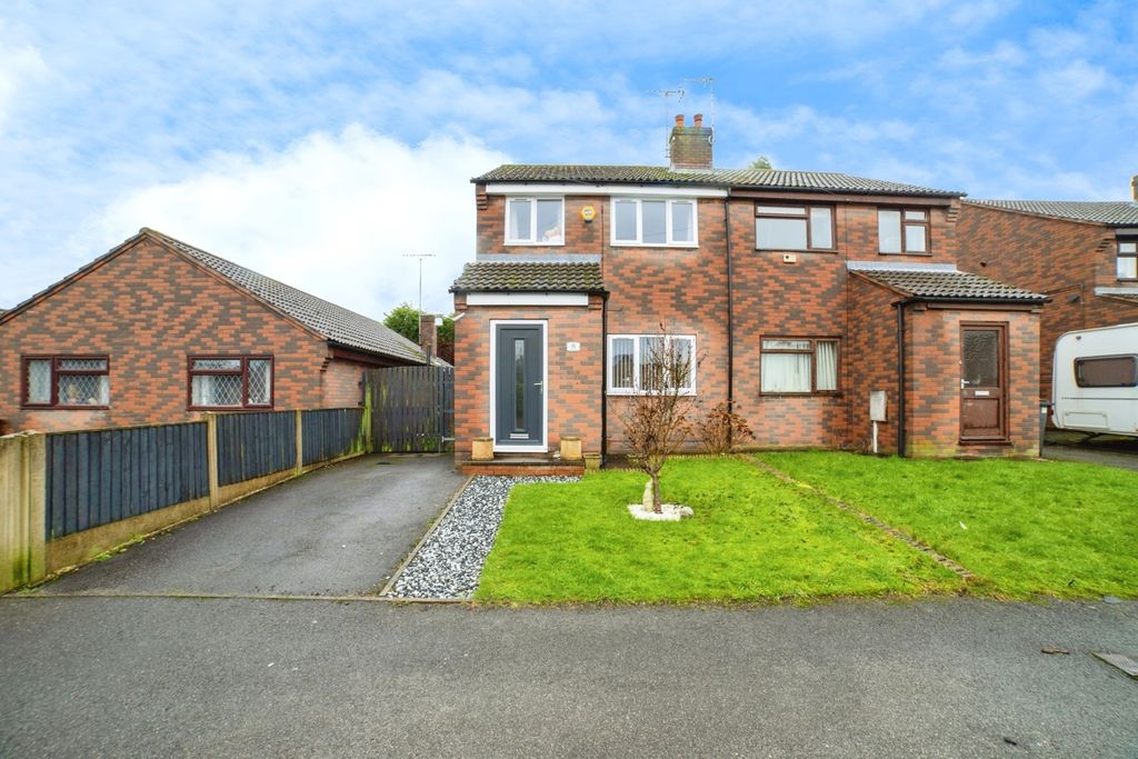 Property photo 1 of 15 Front