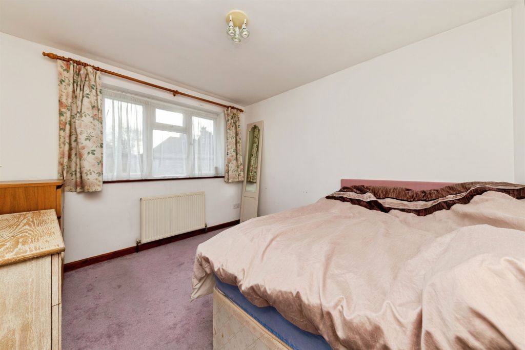 Additional image 11 of 5 bed semi-detached house for saleRedhoods Way East, Letchworth Garden City SG6