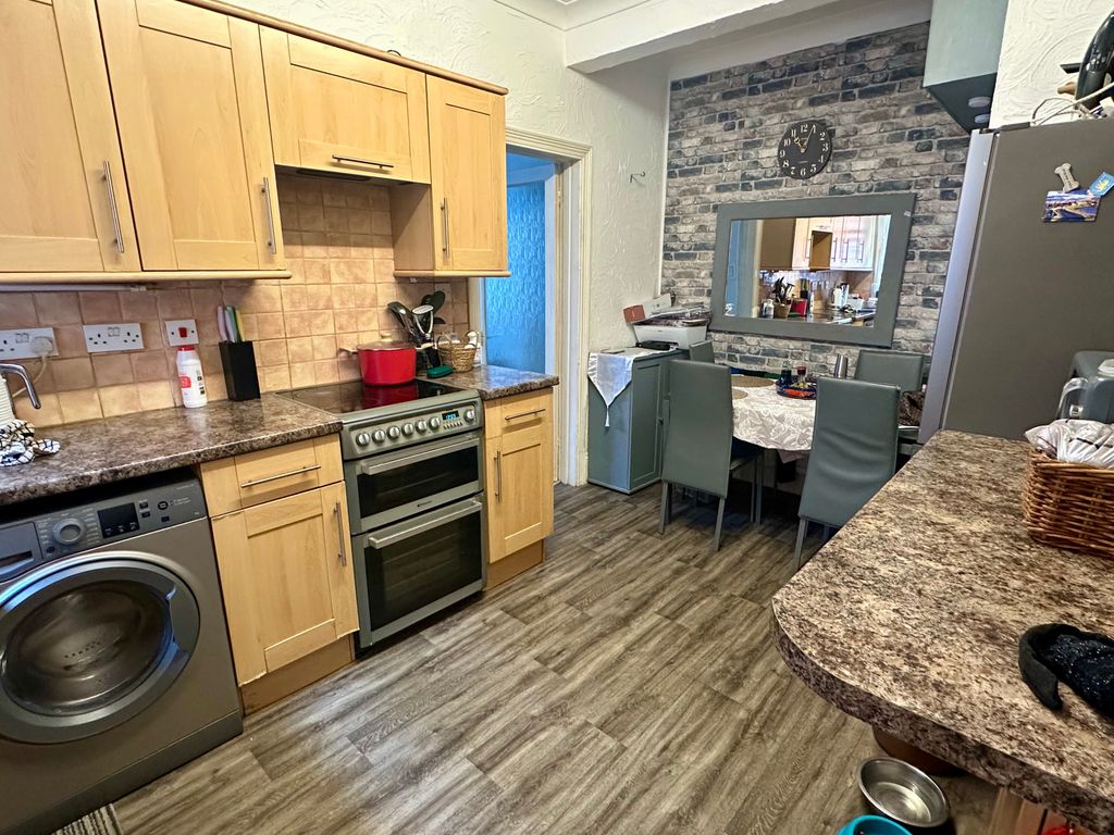 Property photo 2 of 6 Img_8248