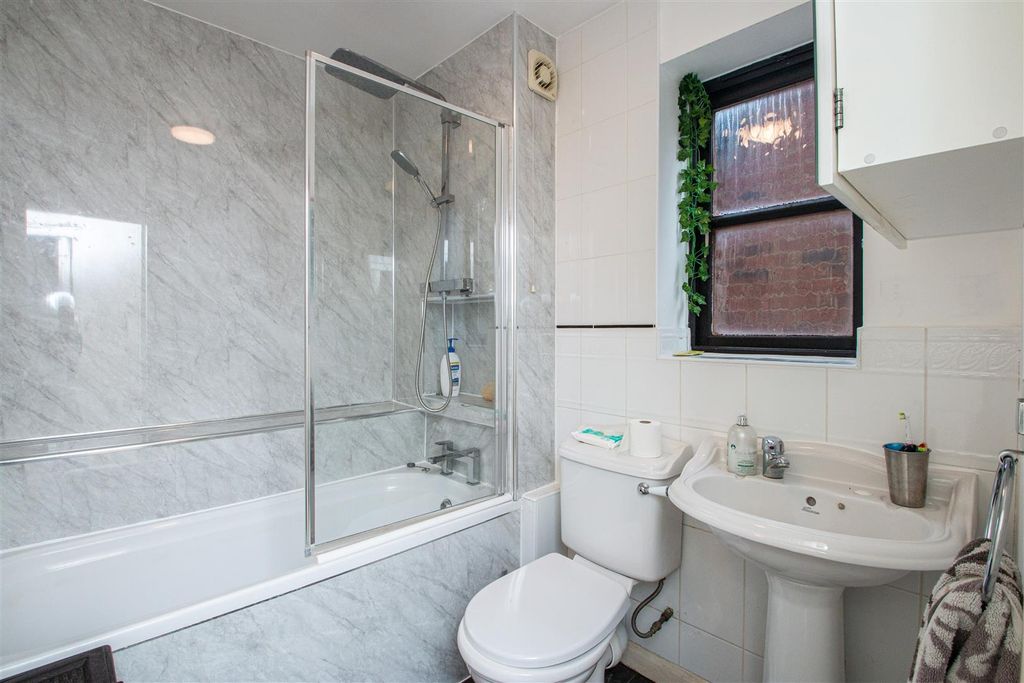 Property photo 3 of 19 30Upp_3.Jpg