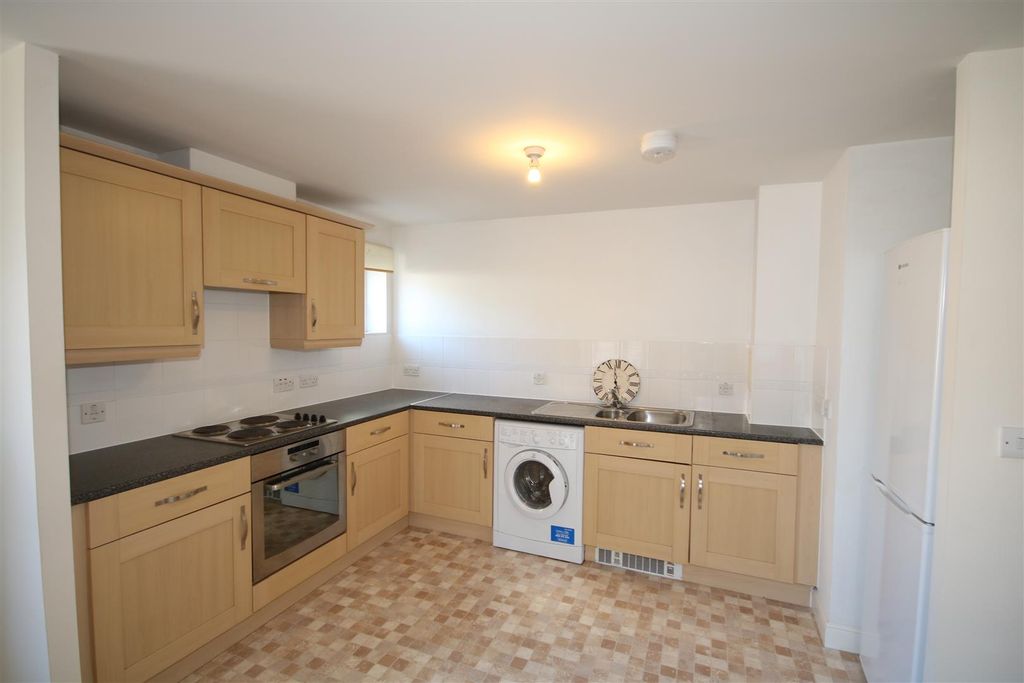 Property photo 2 of 8