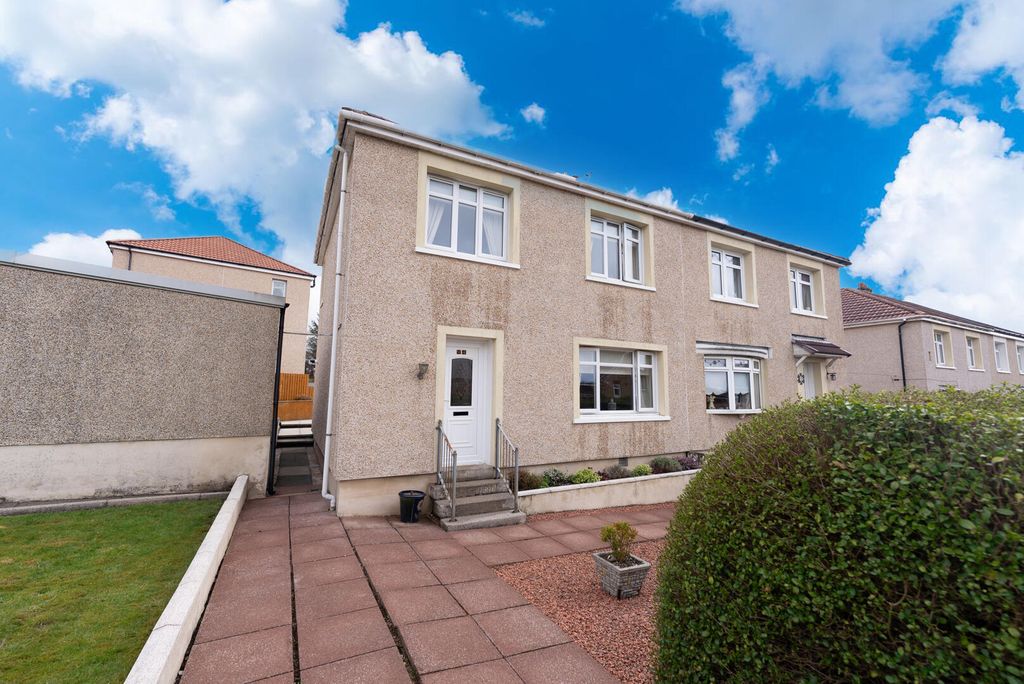 Property photo 2 of 30 Front (Exterior)