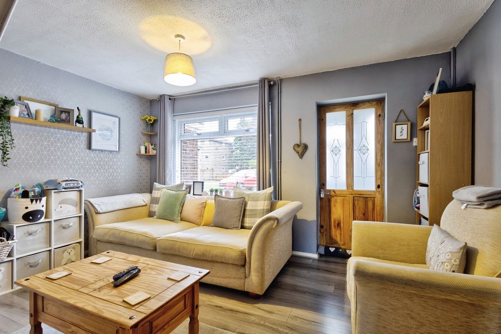 Property photo 2 of 19 Pbox-Img.Jpg