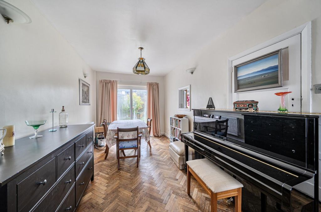 Property photo 3 of 15 Davidson Frost-Wellings, Dfw, Silverston Way, Stan