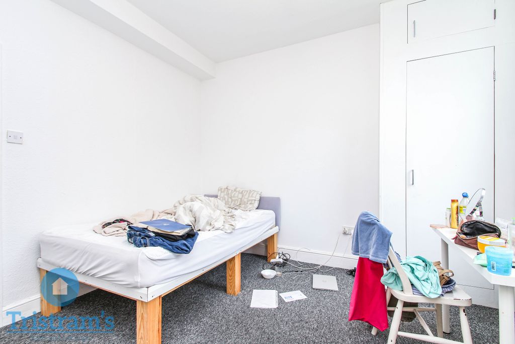 Property photo 2 of 7 Img_2118