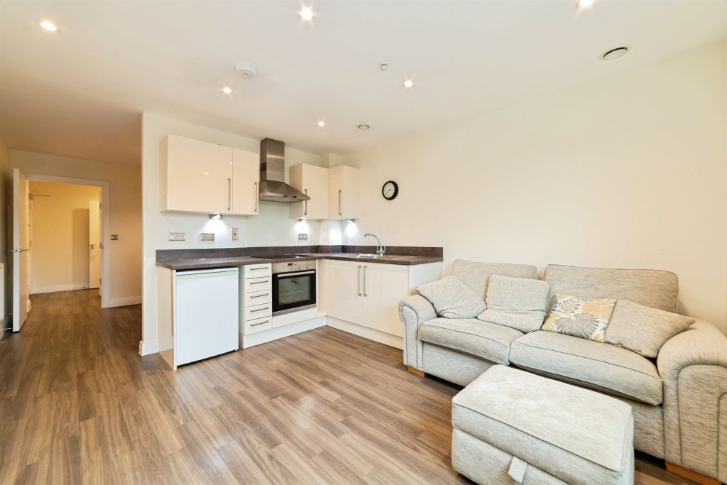 Property photo 3 of 15