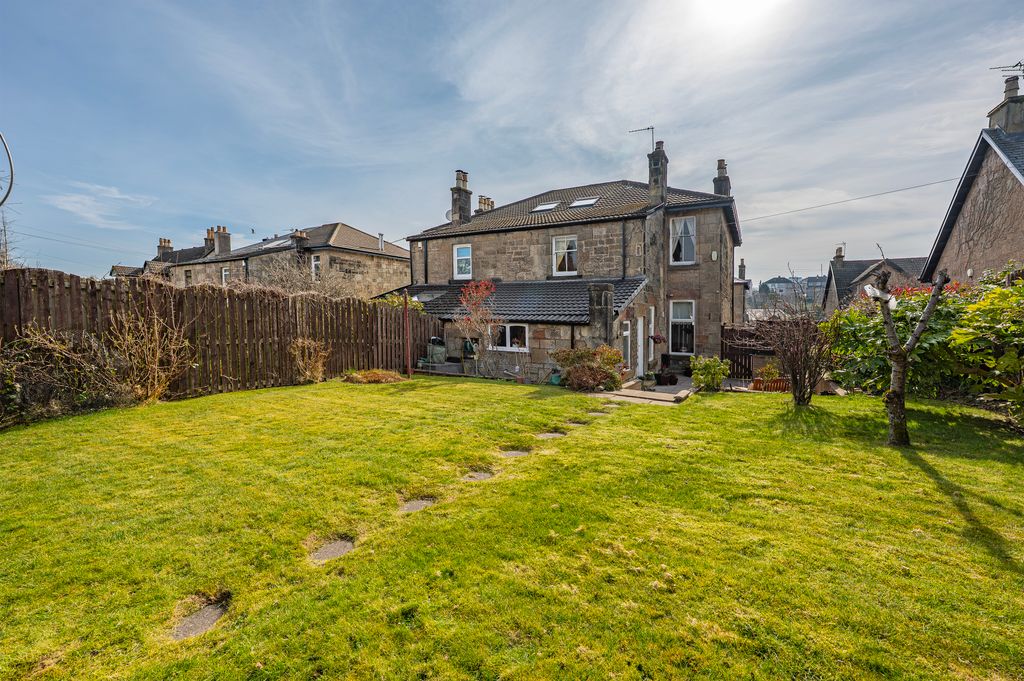 Property photo 2 of 50