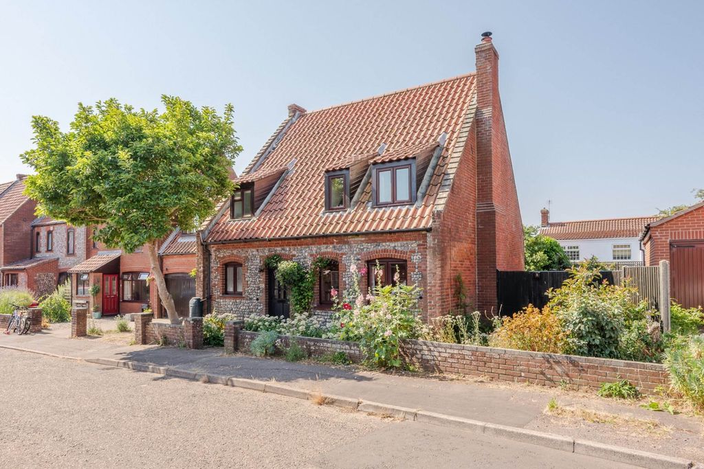 Property photo 1 of 22