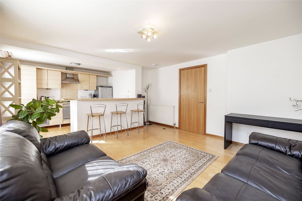 Property photo 3 of 24 Photo 3