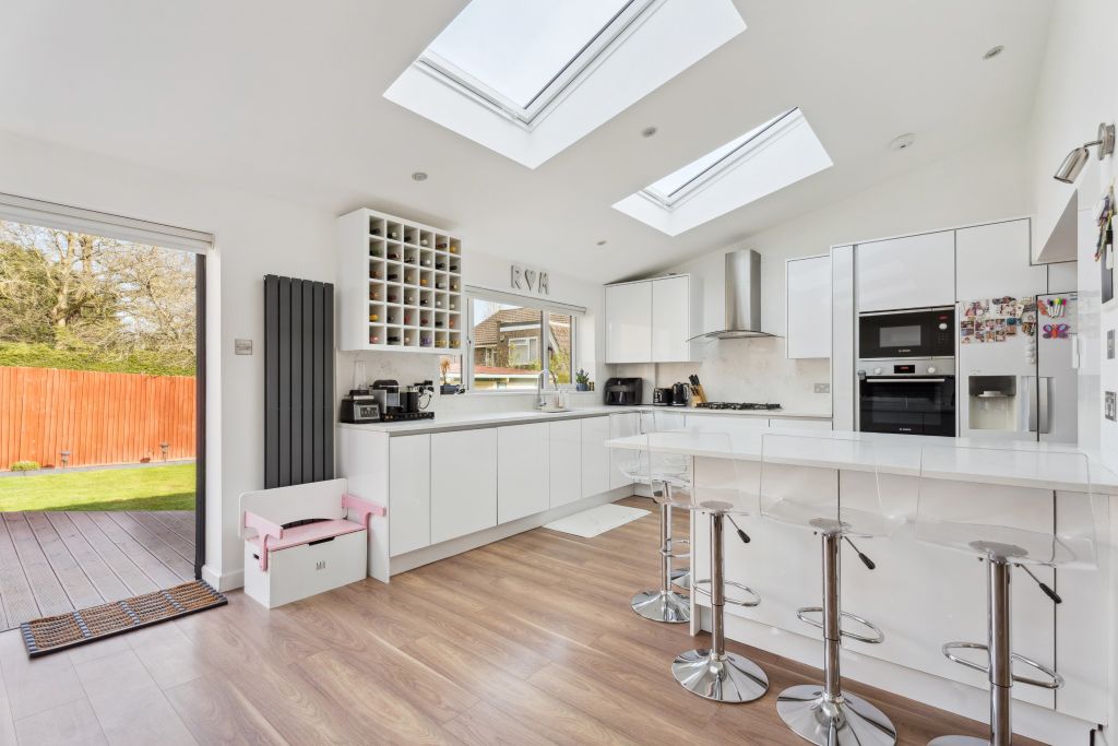 Property photo 3 of 13