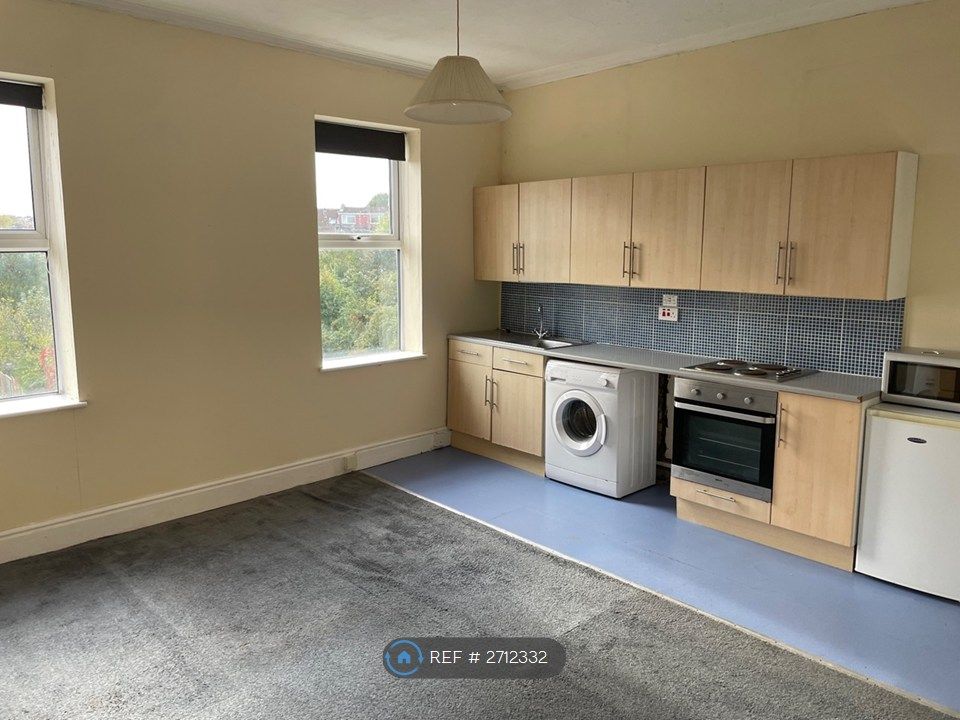 Property photo 3 of 4