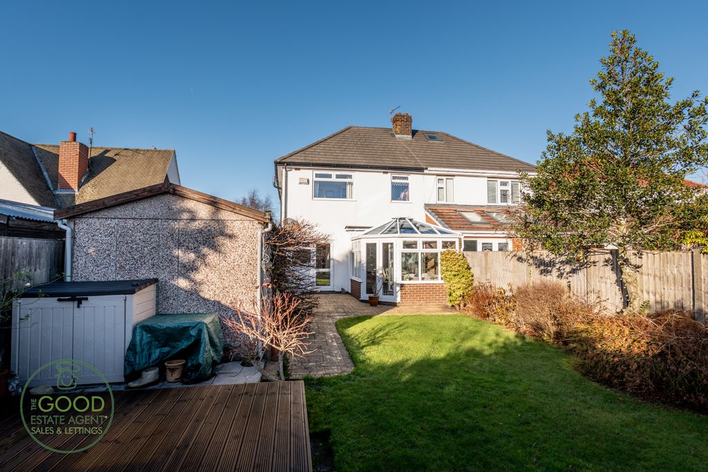 Property photo 2 of 23