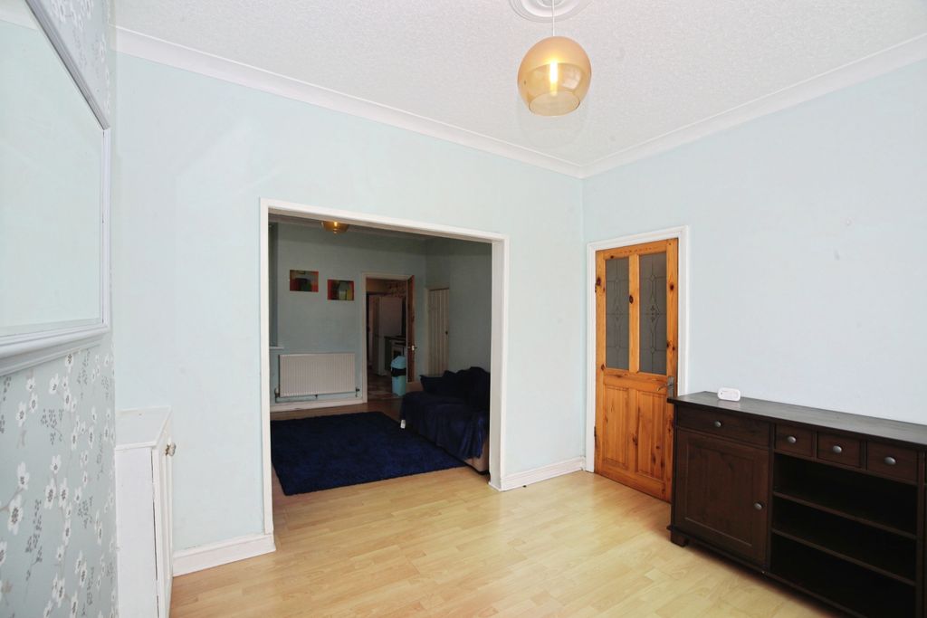Property photo 3 of 22 Dining Room