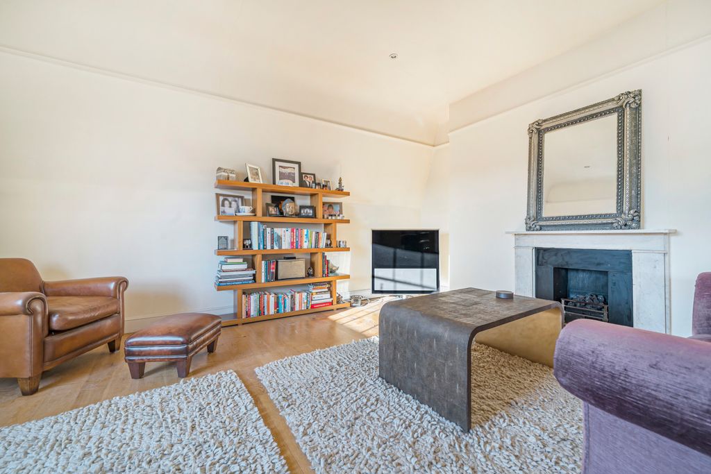 Property photo 3 of 15 Picture No. 03