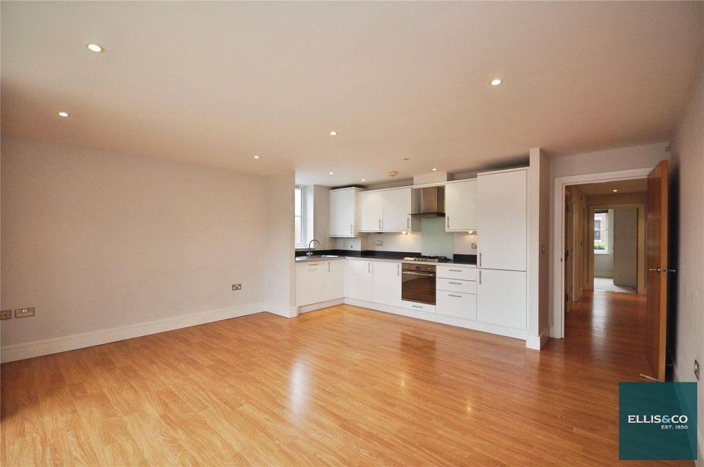 Property photo 3 of 12 Picture No. 20