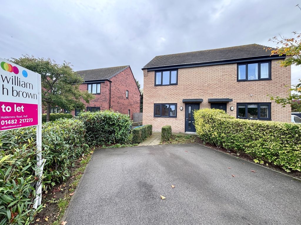 Property photo 1 of 9 View