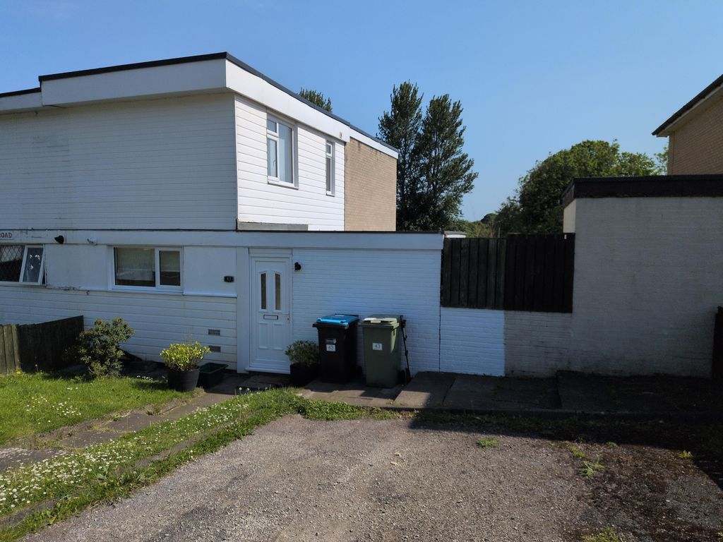Property photo 1 of 28