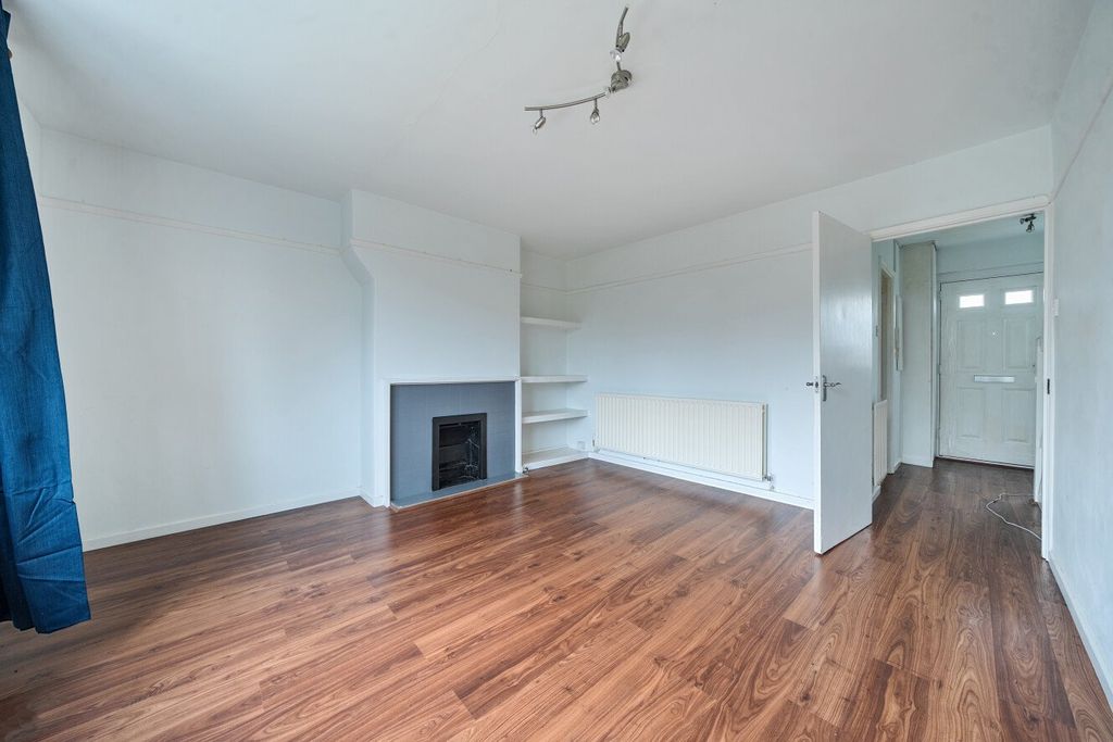 Property photo 3 of 21 Picture No. 22