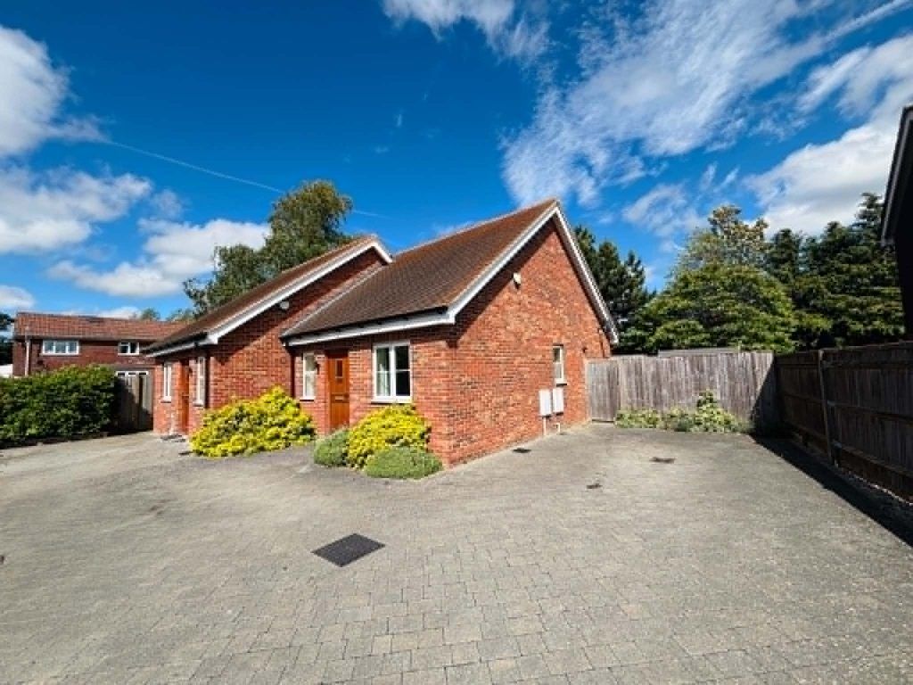 Property photo 2 of 12