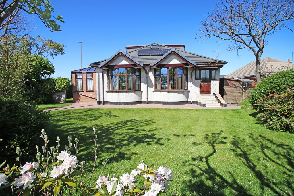 Property photo 1 of 31