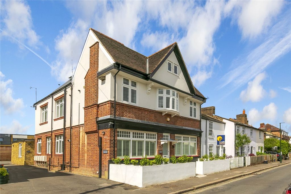 Property photo 1 of 11 Picture No. 14