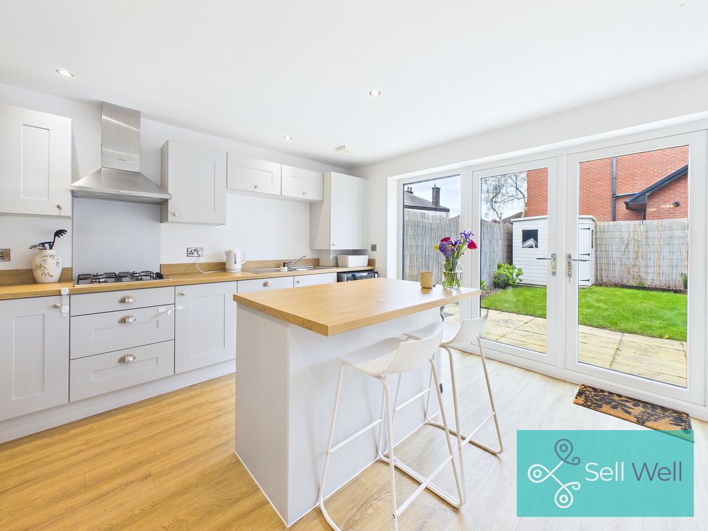 Property photo 2 of 31 Kitchen/Diner