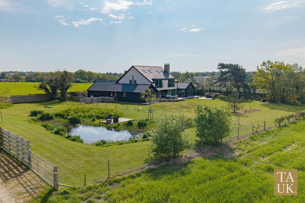 Property photo 1 of 49