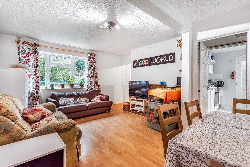 Property photo 2 of 10 Img_91_2_Original.Jpg