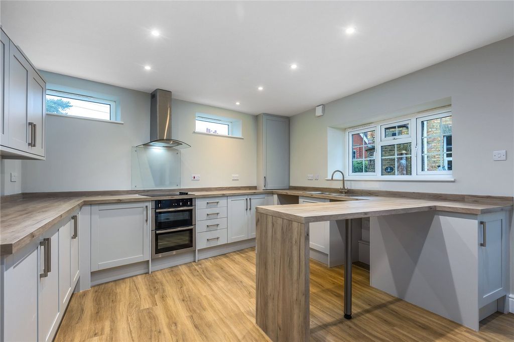 Property photo 2 of 12 Kitchen