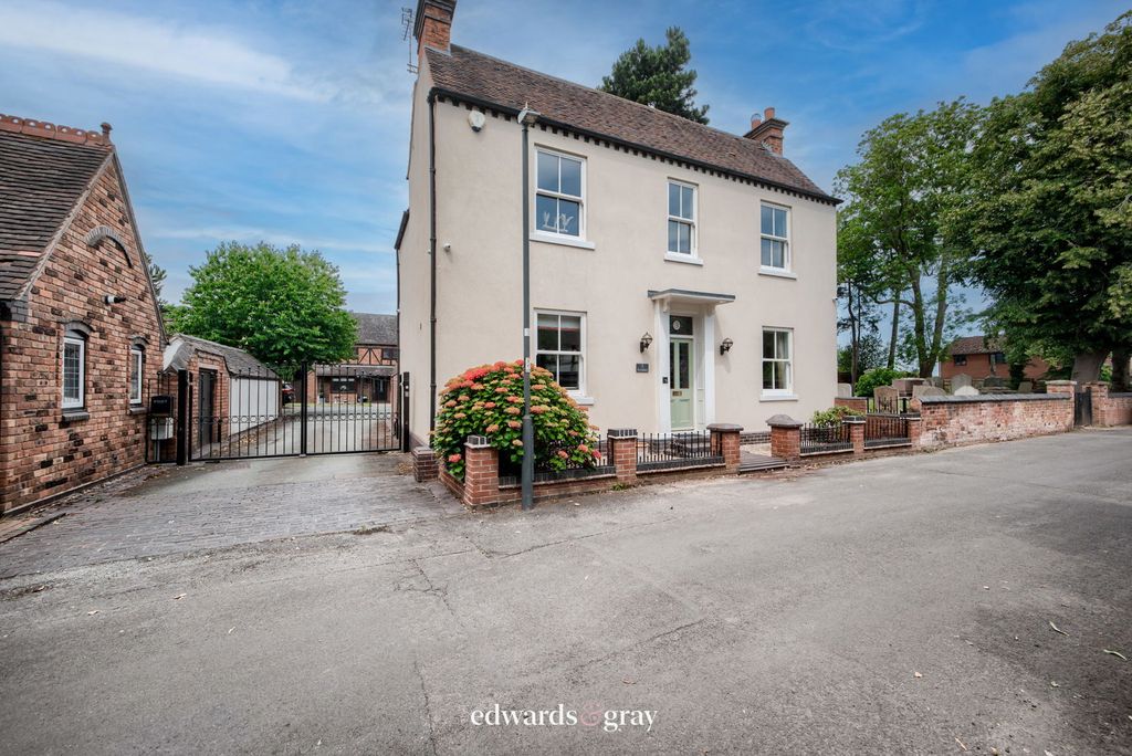Property photo 1 of 30