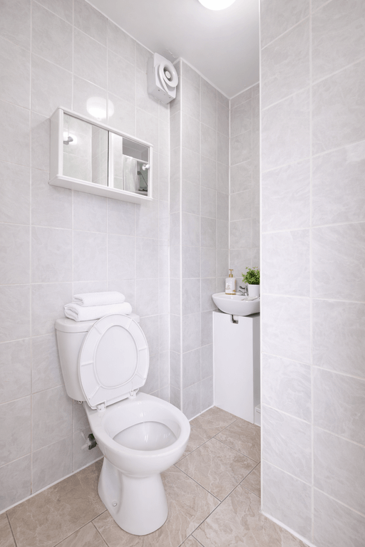 Property photo 3 of 3 Room