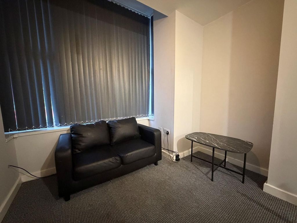 Property photo 3 of 4 Flat 1 6 Westbourne 3.Jpg