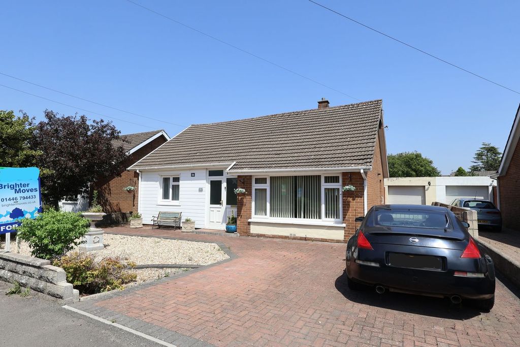 Property photo 1 of 16