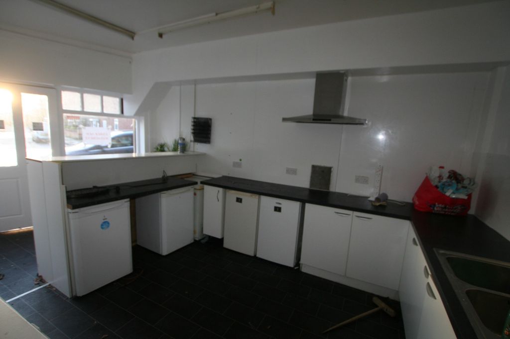 Property photo 2 of 17 Not Specified