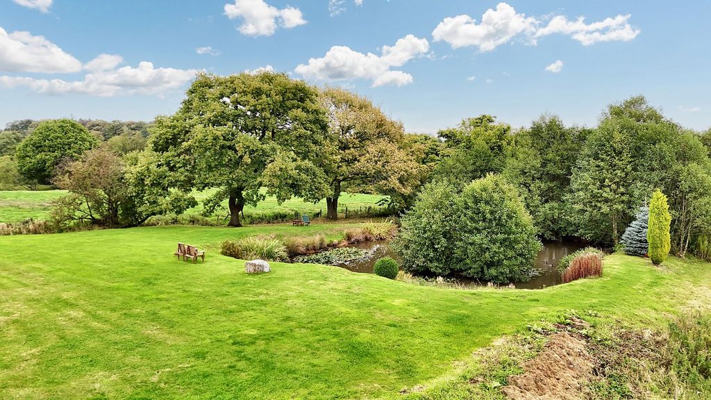 Property photo 3 of 38