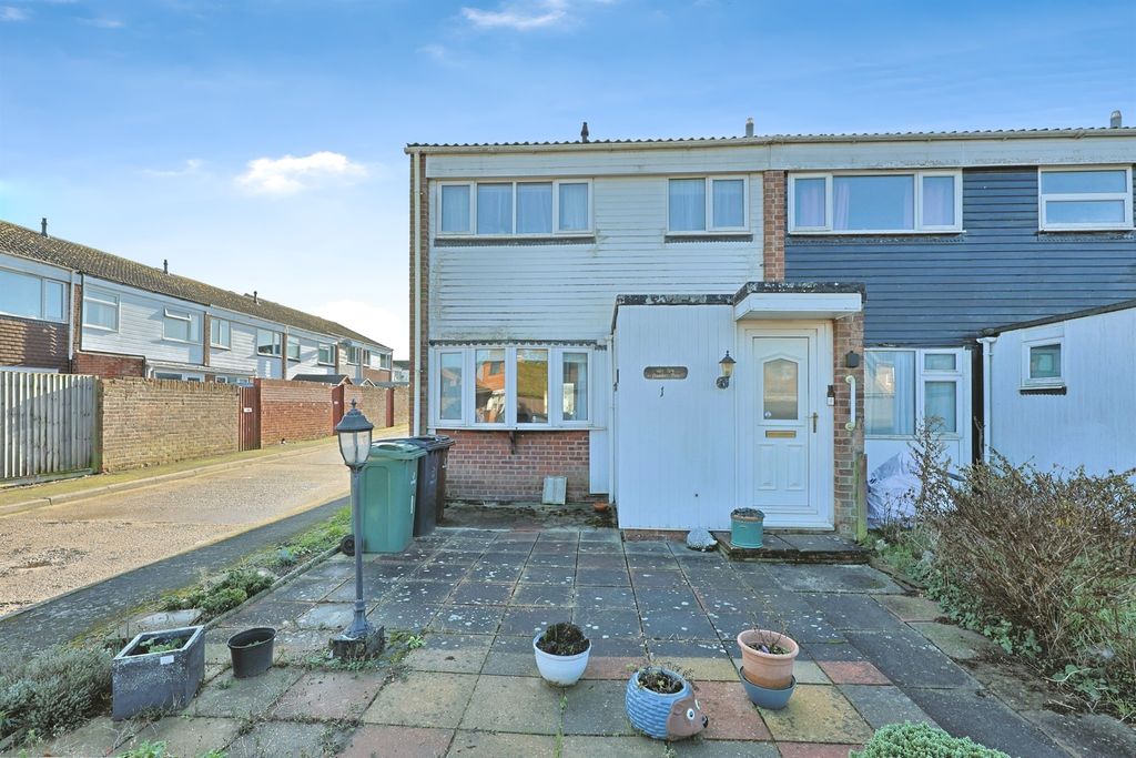 Property photo 2 of 19