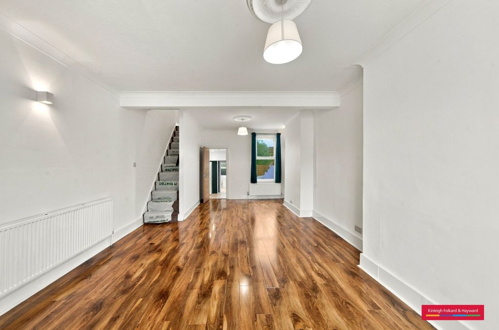 Property photo 1 of 9 Picture No. 12