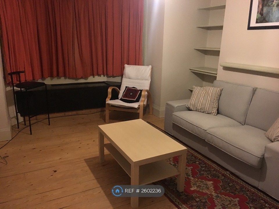 Property photo 2 of 23