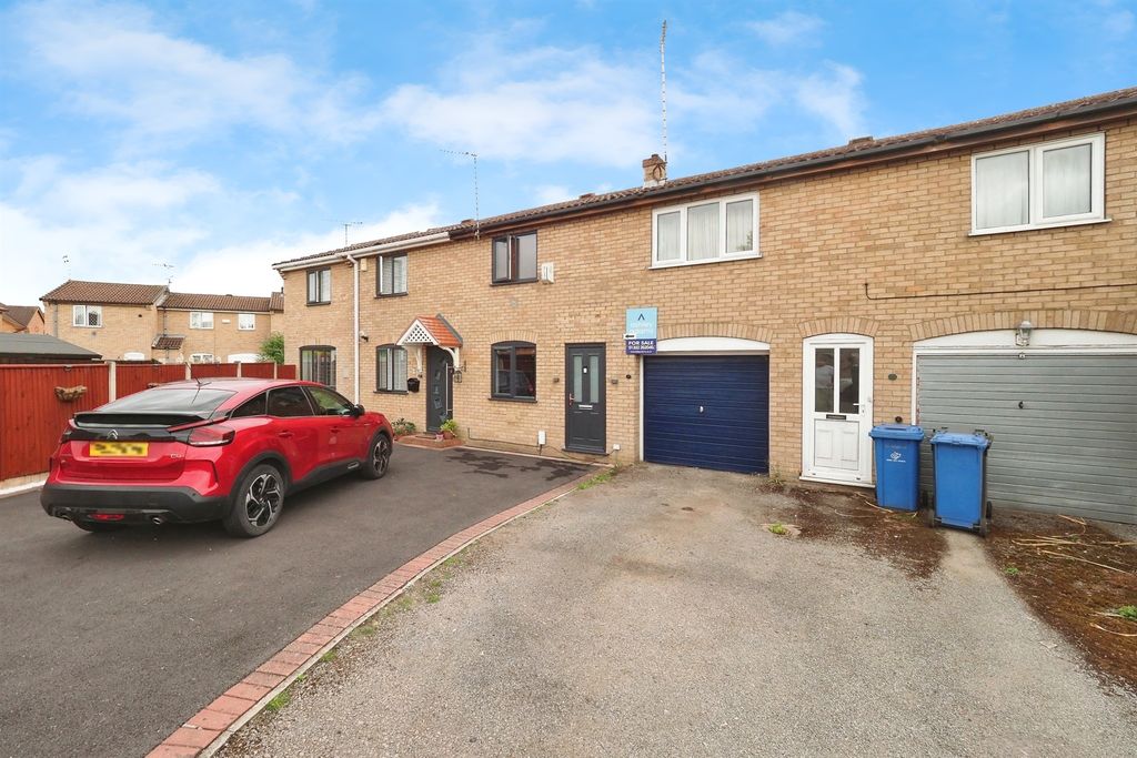 Property photo 3 of 17