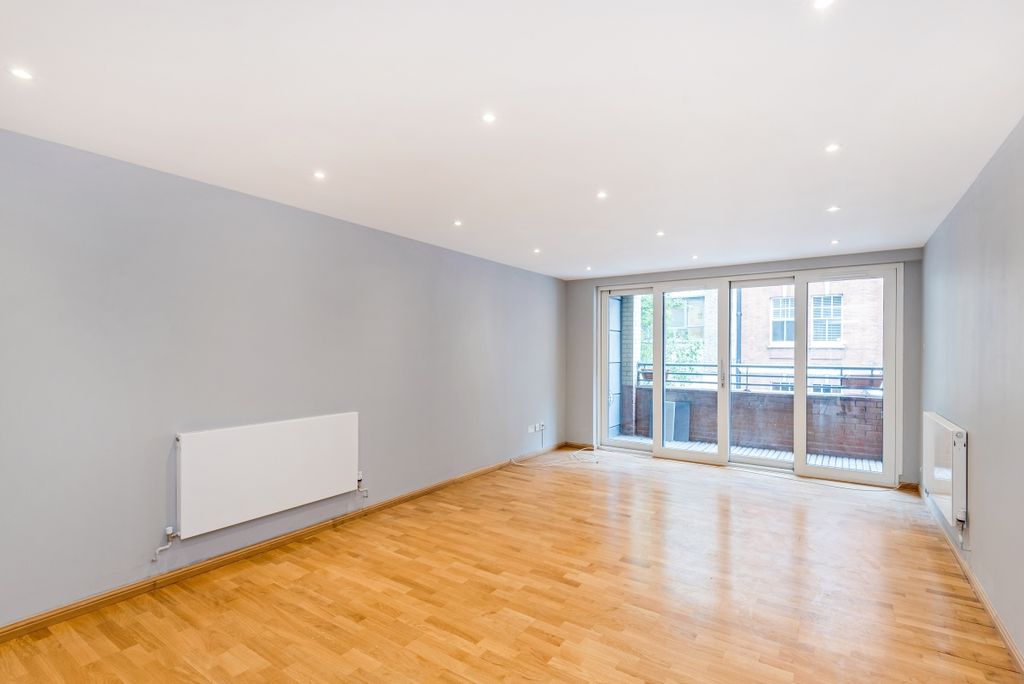 Property photo 1 of 12 Reception Room