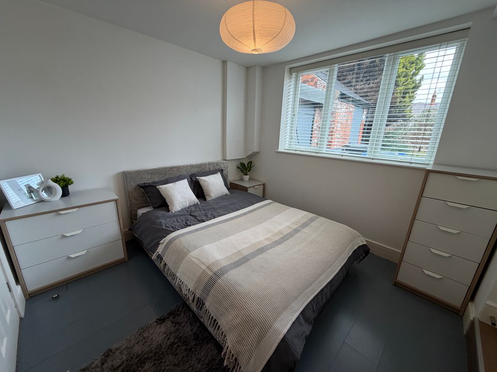 Property photo 1 of 4 Image (11)