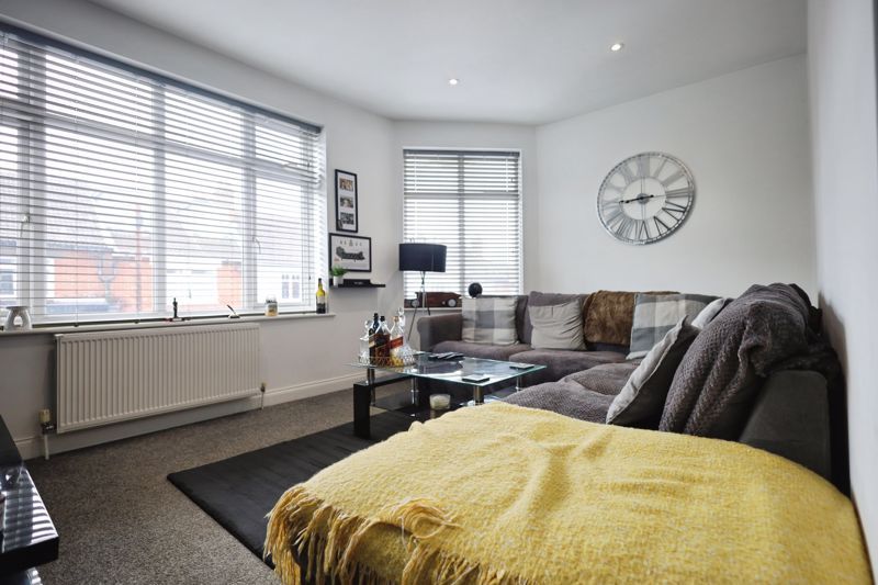 Property photo 1 of 13 Photo 6