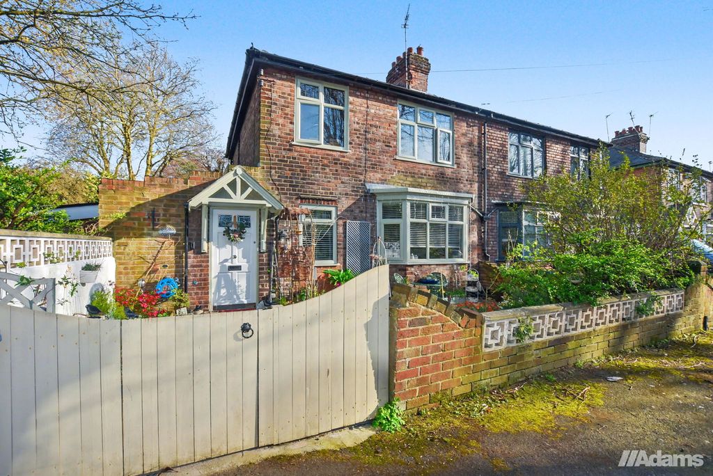 Property photo 2 of 36