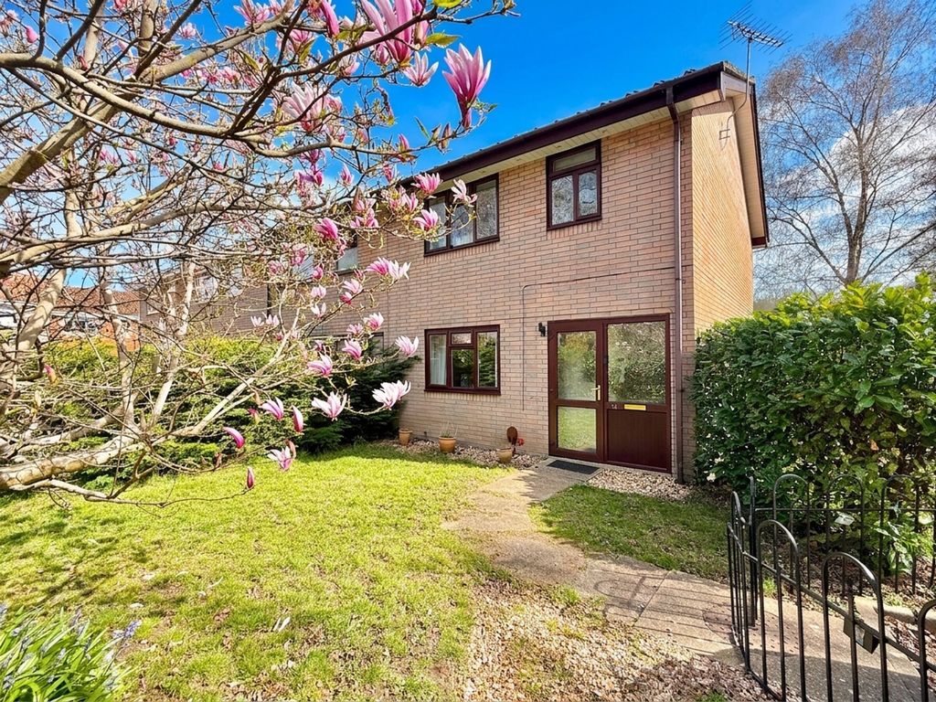 Property photo 1 of 11